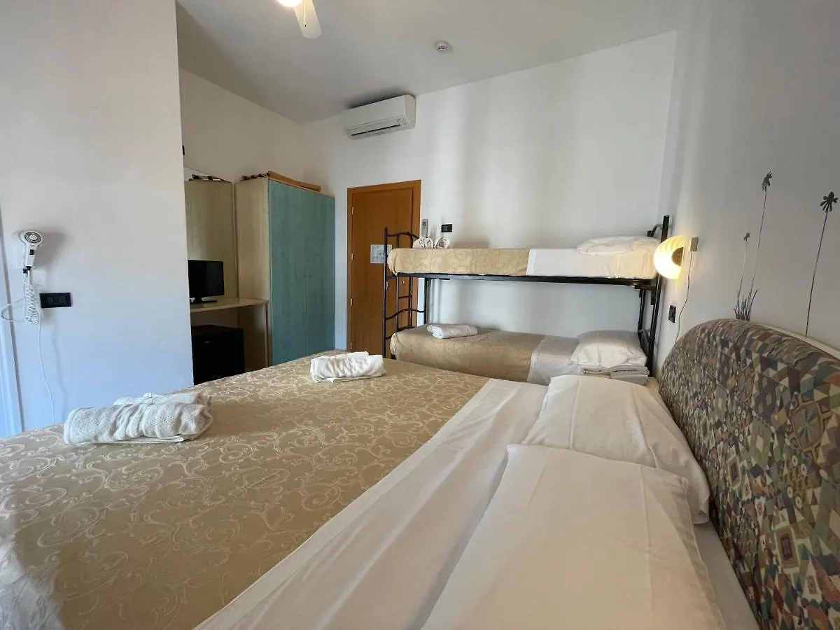 Hotel Marina ريتشيوني