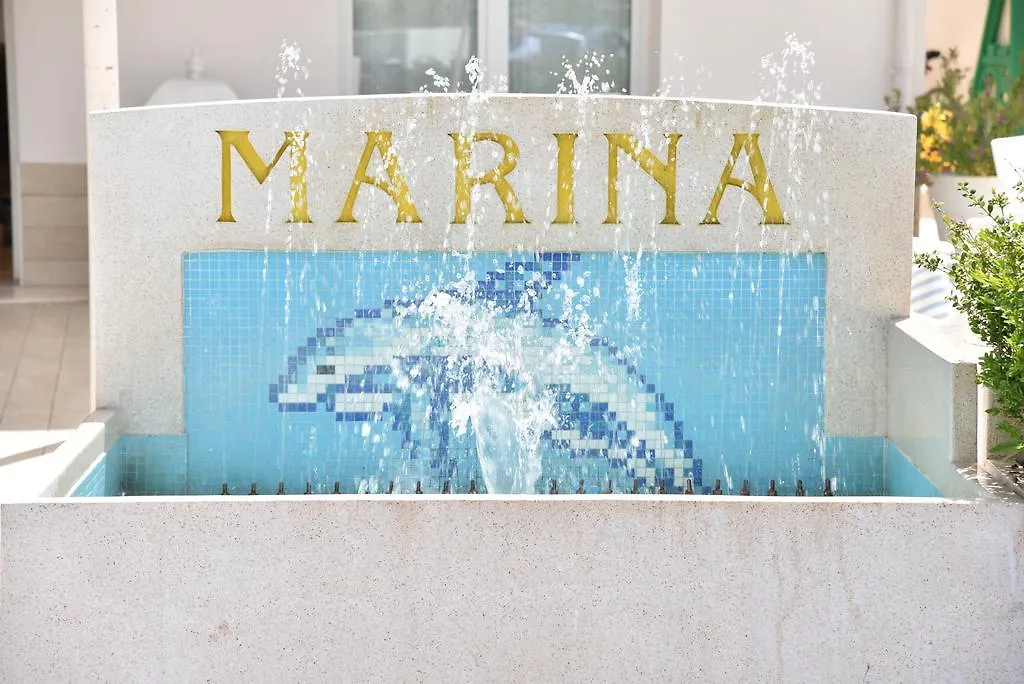 Hotel Marina ريتشيوني