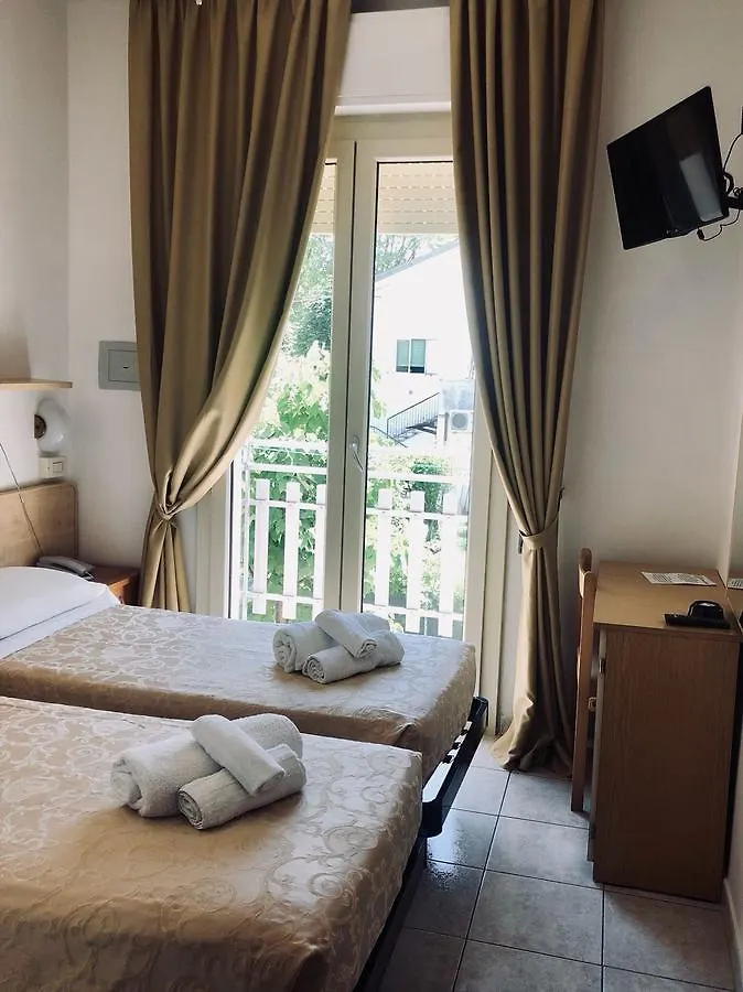 Hotel Marina ريتشيوني